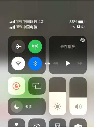 清丰苹果手机维修分享iPhone双卡信号解决办法 
