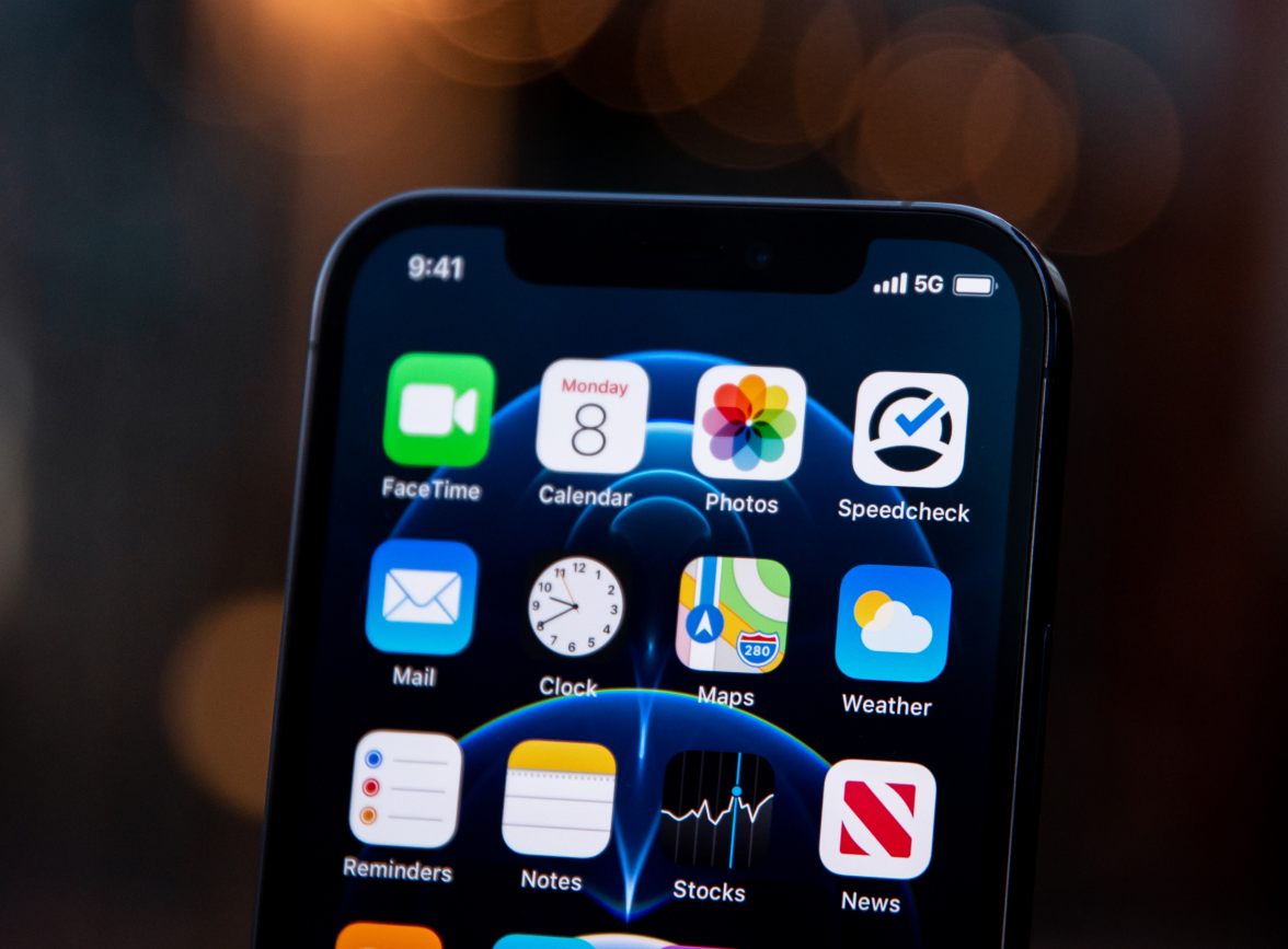 清丰苹果手机维修分享为什么 iPhone 12 在冬季会自动关机 