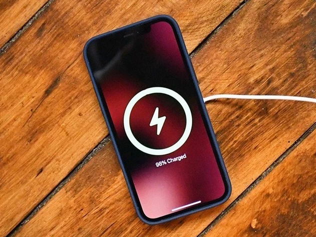 清丰苹果手机维修分享iPhone 12可以随便充电吗 